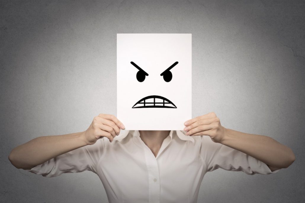 Top tips for managing a negative employee - Consult HR